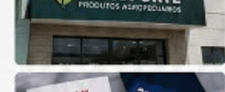Exemplo de letreiro — imagem provisória da referência de layout.